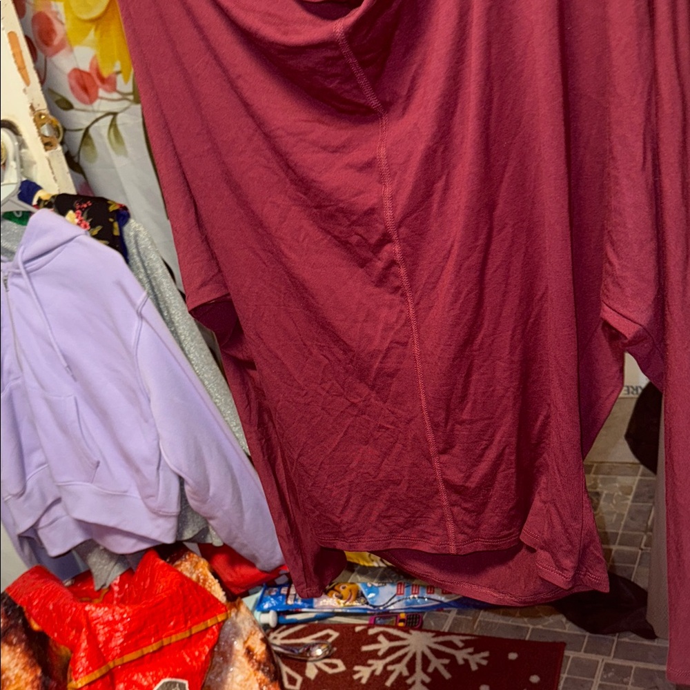 Wet Seal Maroon Long Sleeve Draped Neck Top - Picture 5 of 6